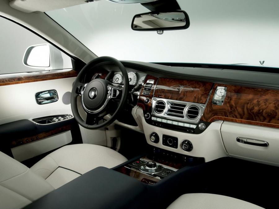  Rolls-Royce Ghost Firnas motif 2013 года  (фото 3 из 3)